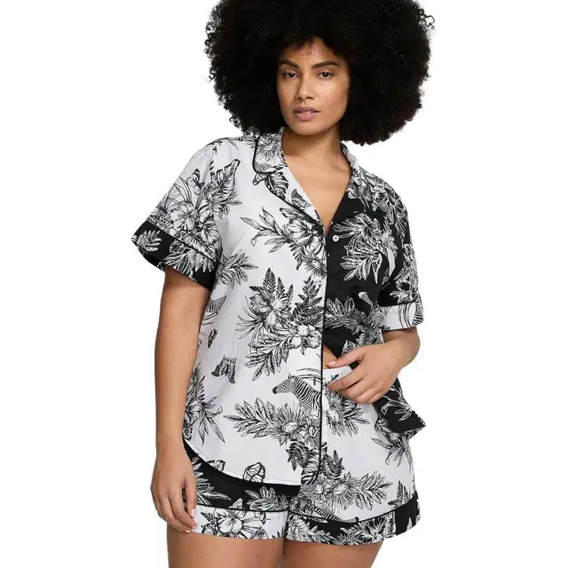Victoria's Secret Solid color short sleeved elasticwhite