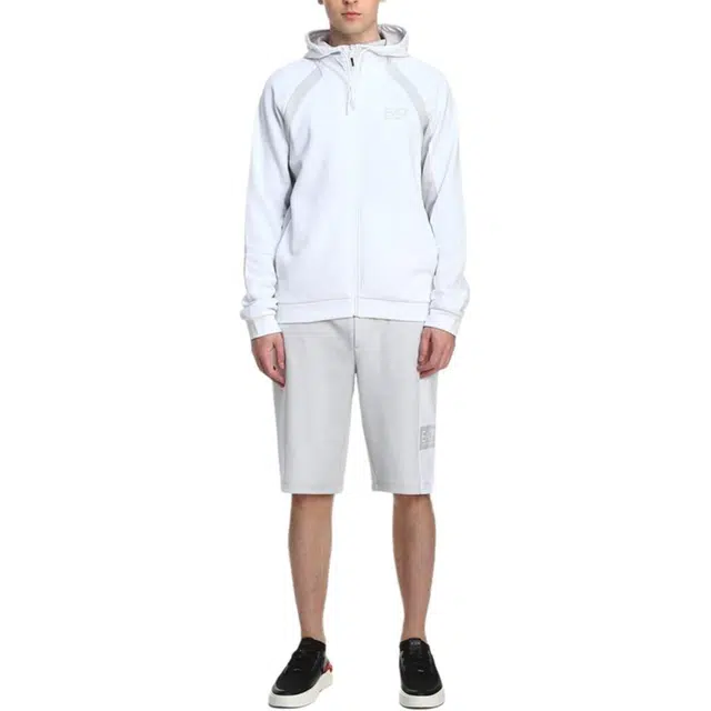 EMPORIO ARMANI SS23 EA7 Logo