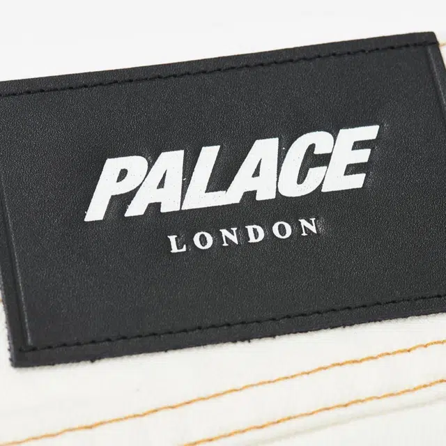 PALACE FW22 Duck Print Jeans White
