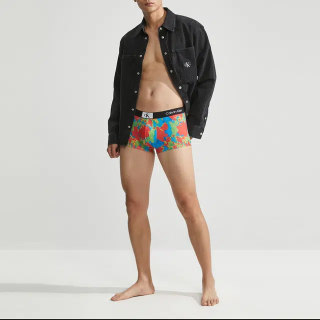 CKCalvin Klein CK96 SS23 1