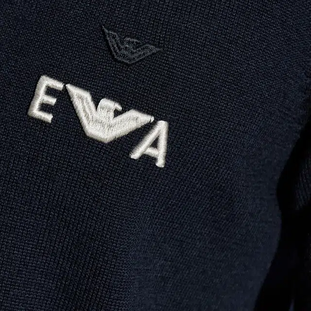 EMPORIO ARMANI FW25 Logo