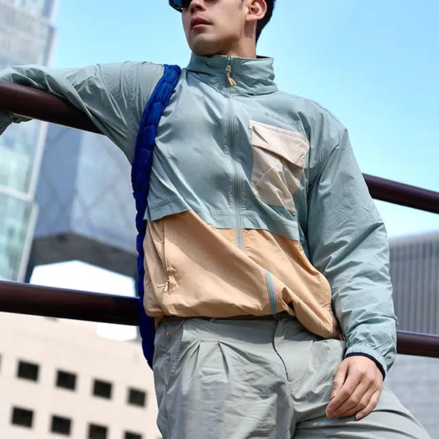 Columbia SS25