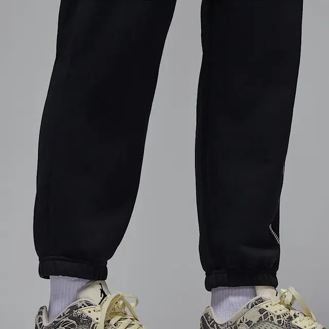 Jordan Brooklyn Fleece FW24 logo
