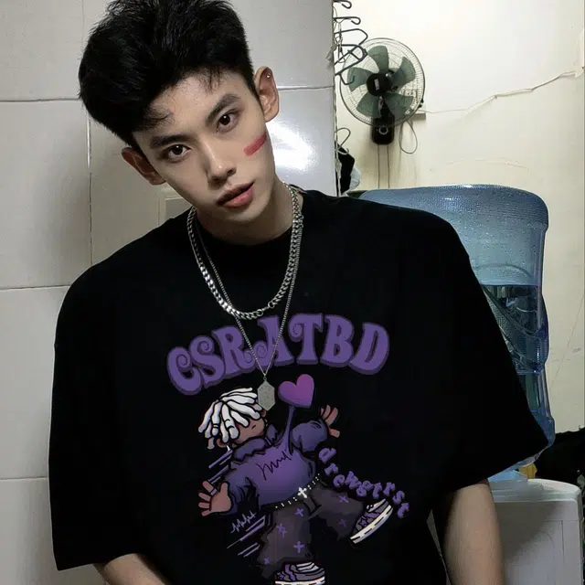 HIPHOPPUNKS T
