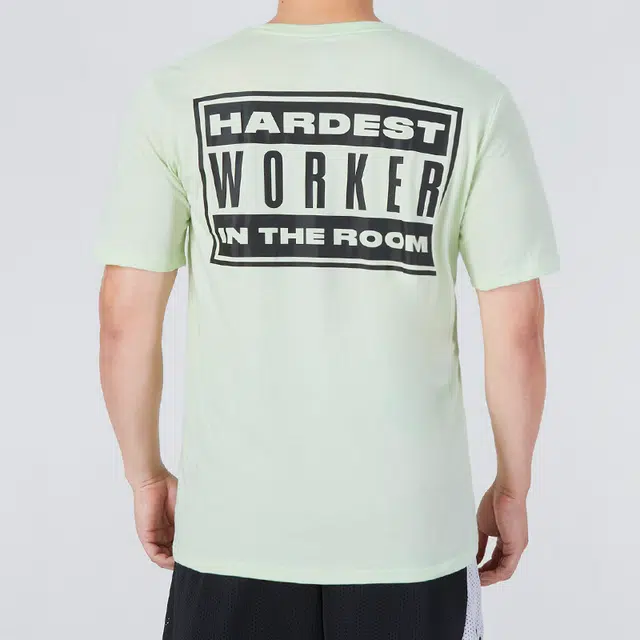 Under Armour T