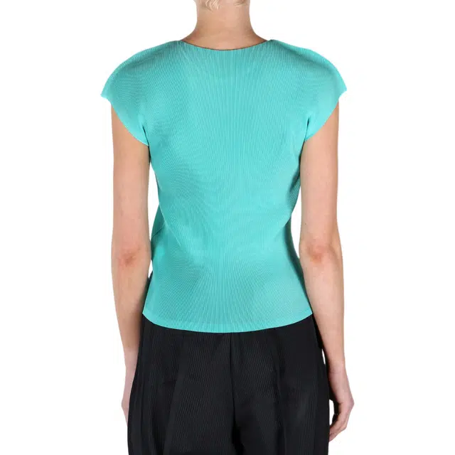 PLEATS PLEASE ISSEY MIYAKE T