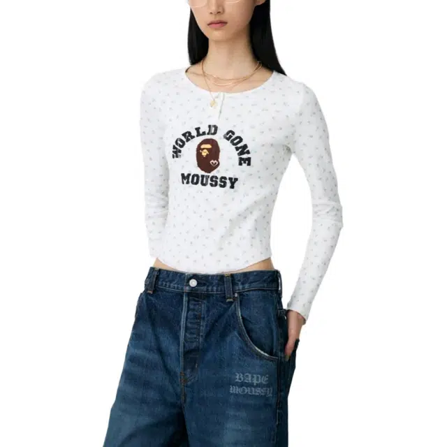 A BATHING APE x MOUSSY MOUSSY FW25 T