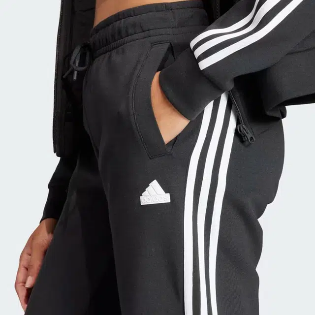 adidas Future Icons 3-Stripes Regular Pants