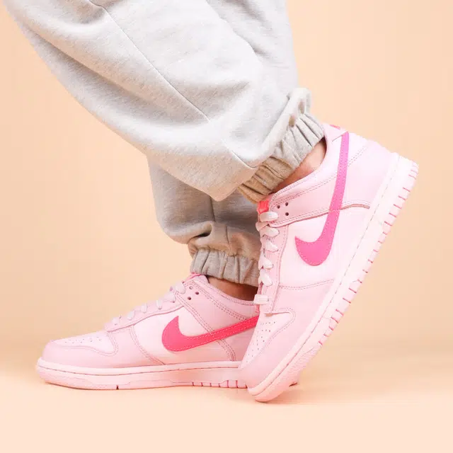 Nike Dunk Low Triple Pink GS