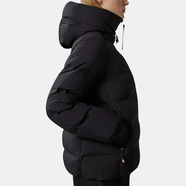 Moncler Suisses Short Down Jacket