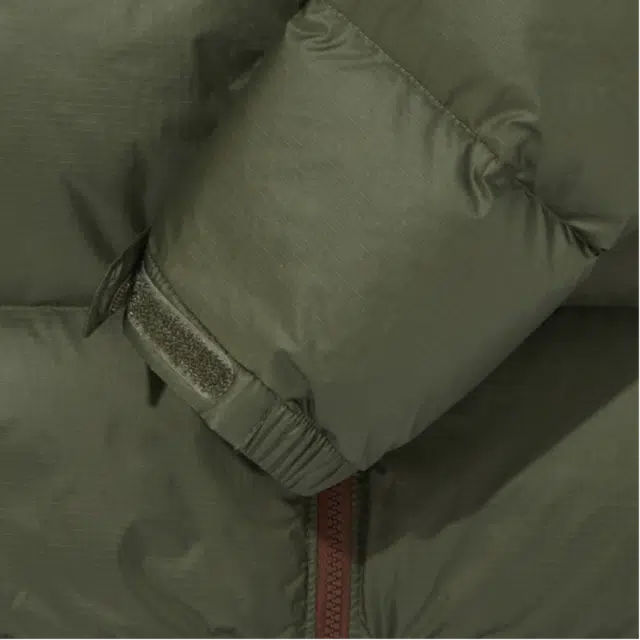 THE NORTH FACE 1996Nuptse ECO logo