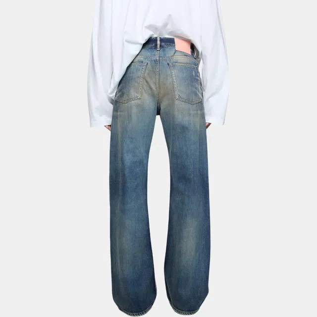 Acne Studios
