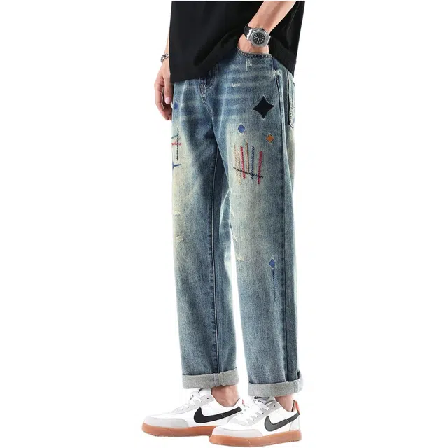 M JEANS STUDIOS 7