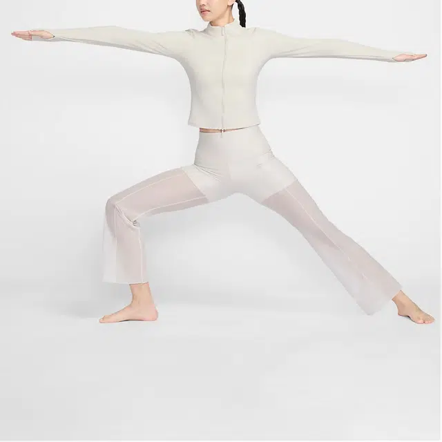 Nike ZenvyDri-Fit InfinaSoft