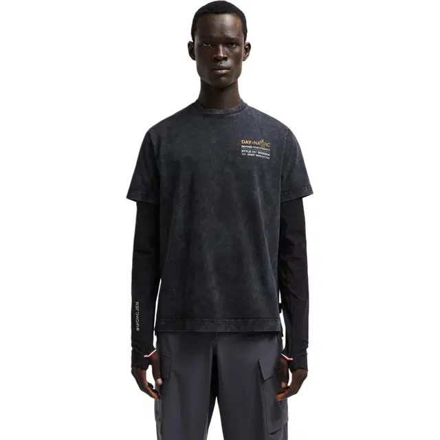 Moncler T