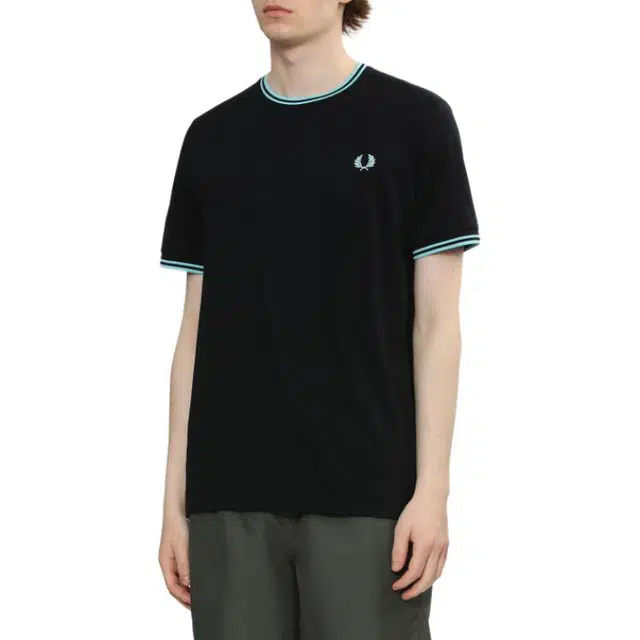 FRED PERRY T