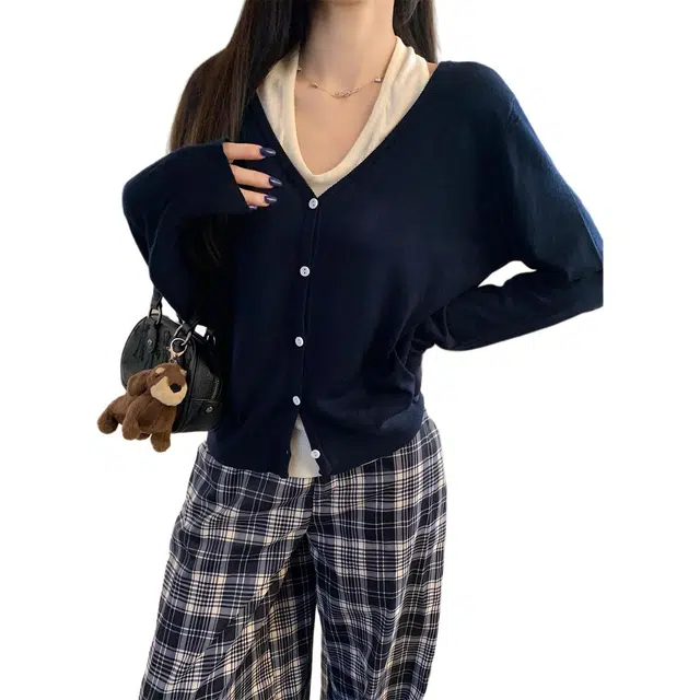 LAKESI V T