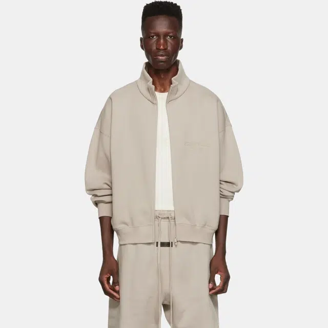 Fear of God Essentials FW22 Fullzip jacket Smoke Logo