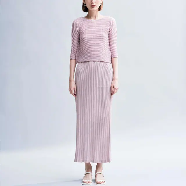 ISSEY MIYAKE SS23 T