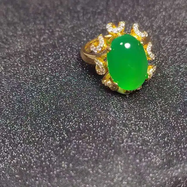 识恩 设计师款 简约 新中式 表白 甜蜜 简约 精致 轻奢 复古 国风 气质 优雅 高级感#好运 玉髓 戒指 女款