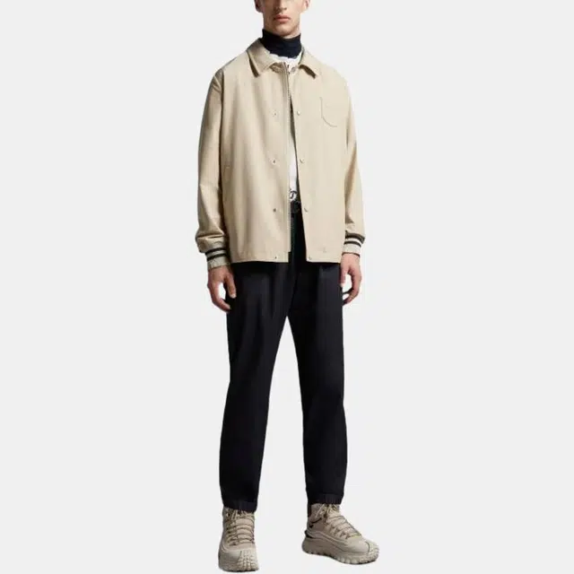 Moncler FW22 Logo