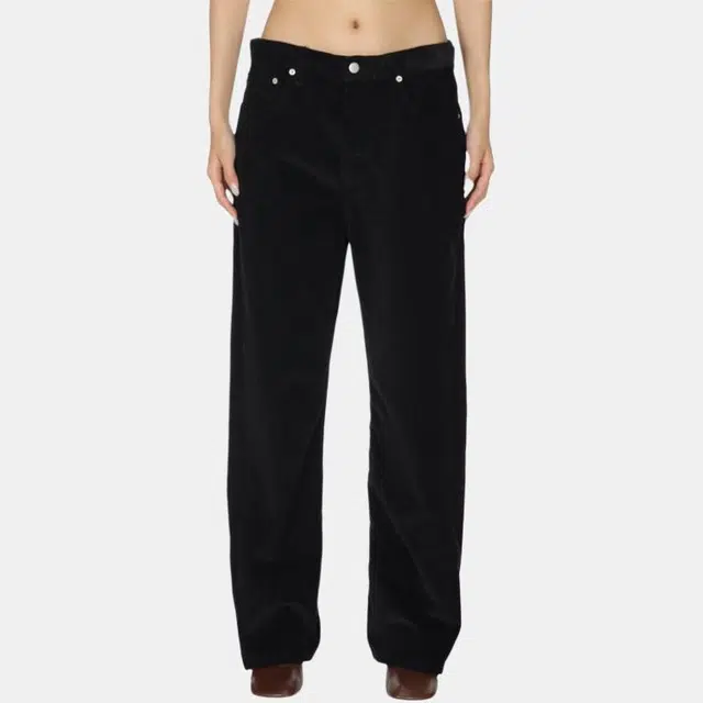 STUDIO NICHOLSON PF25