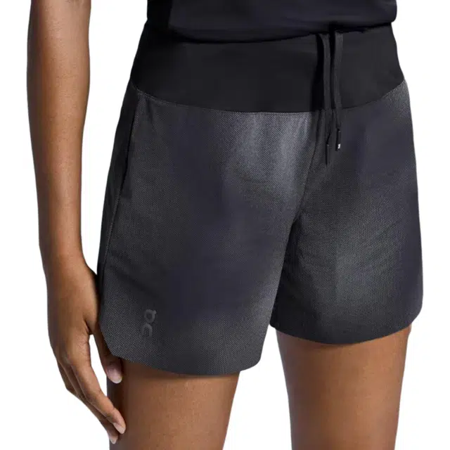 On Running Shorts Lumos