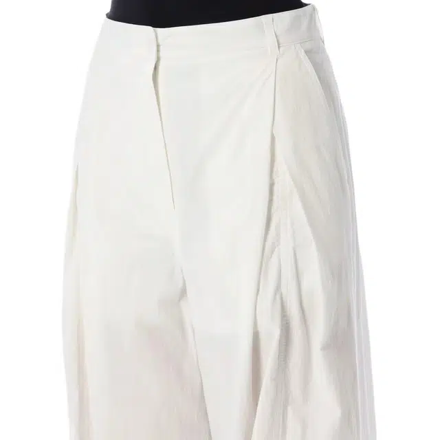 LOW CLASSIC SS25