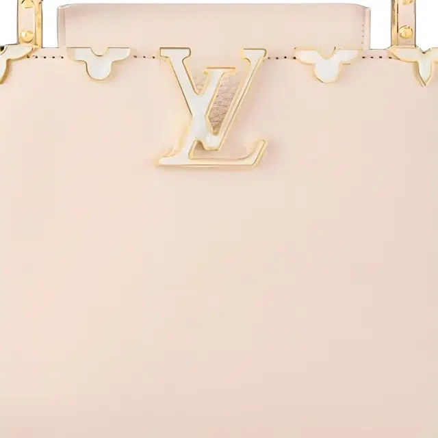 LOUIS VUITTON Capucines BB Logo Taurillon