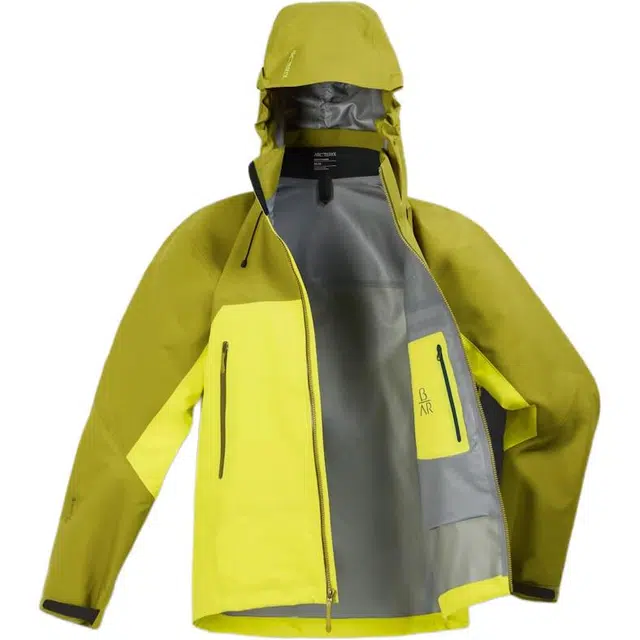 Arcteryx BETA AR FW25 Logo