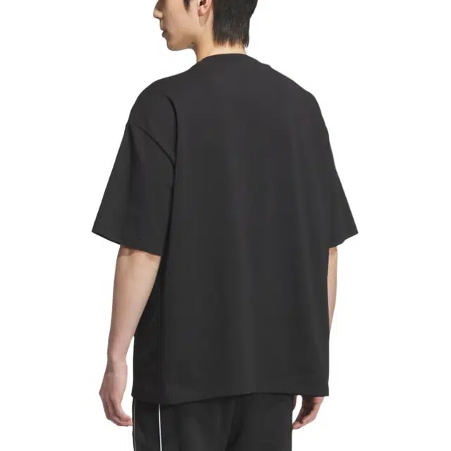 adidas BASKETBALL SS25 HOT SHOT T-SHIRT T