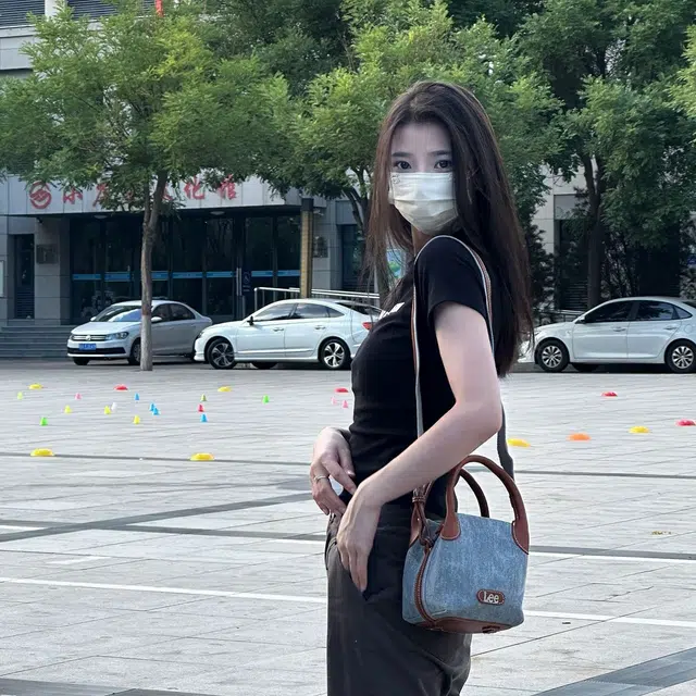 Lee