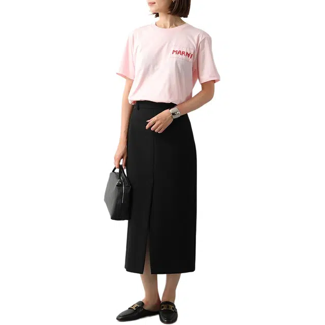 MARNI T
