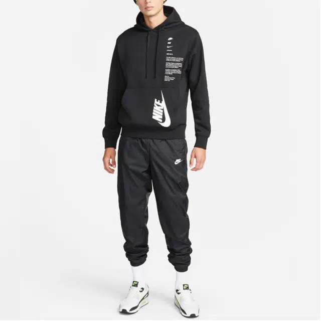 Nike Club Fleece Logo