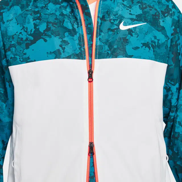 Nike Court