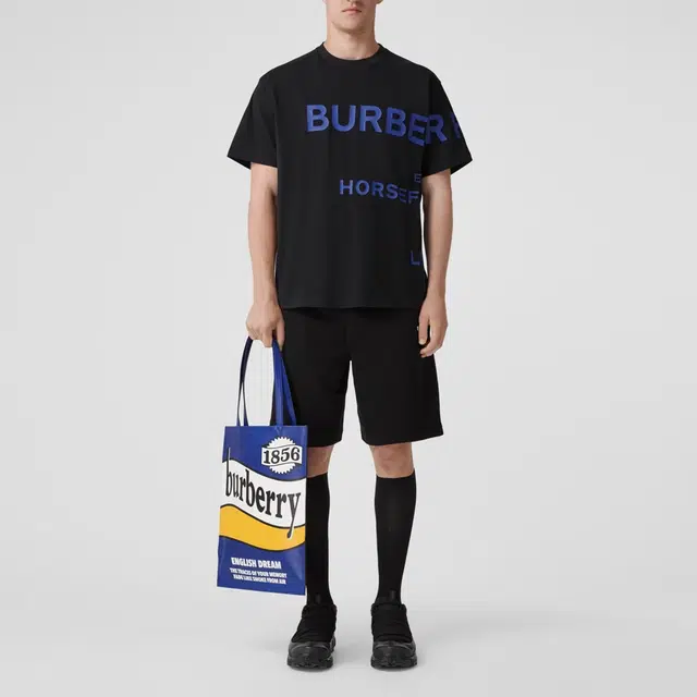 Burberry SS23 T
