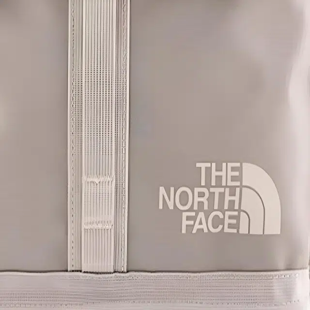THE NORTH FACE Base Camp 7.9L logo