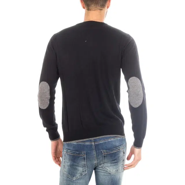 ARMANI JEANS V