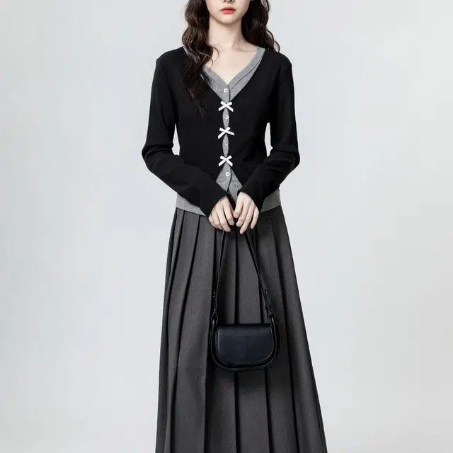 古莲菲 秋冬季设计感假两件蝴蝶结长袖针织衫显瘦高腰百褶半身裙女两件套裙装套装 女款