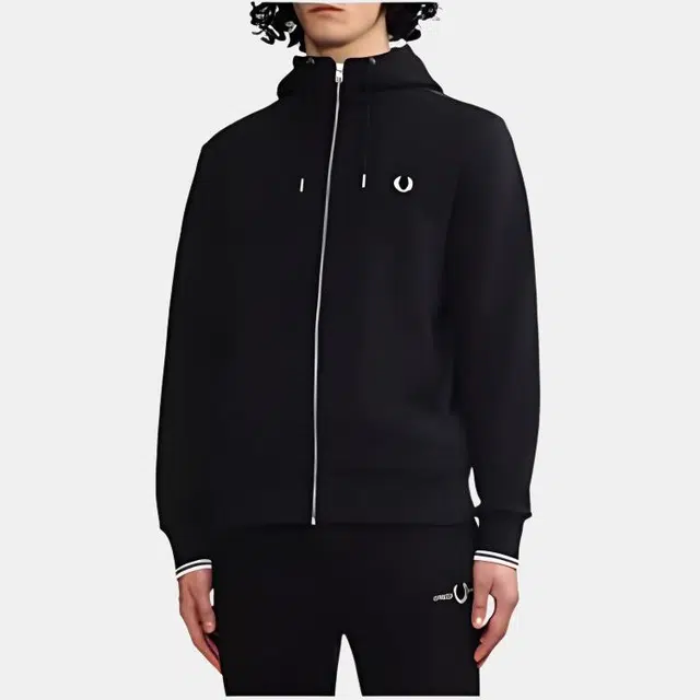 FRED PERRY FW24