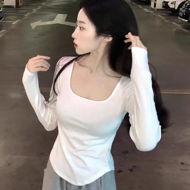 U T