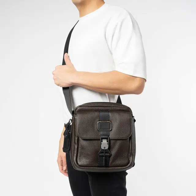 TUMI Alpha Bravo