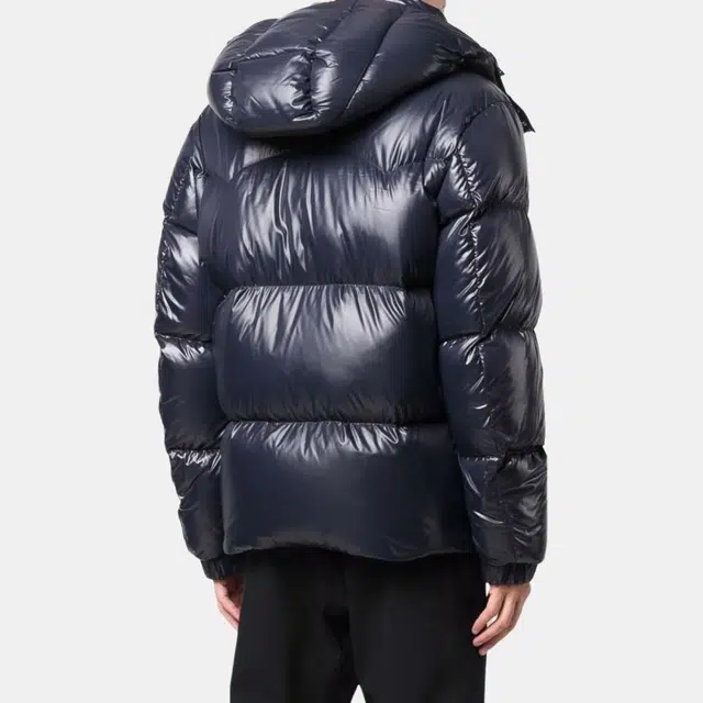 Moncler FW21 Coutard