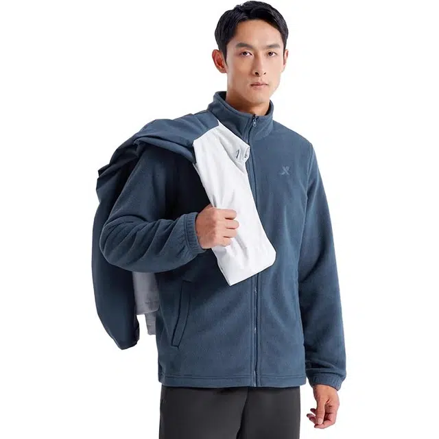 特步  综训系列 字母连帽长袖  防风冲锋衣 男款 尘灰色/雾影蓝