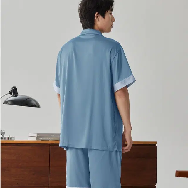 浮光岛屿 礼盒款简约系列 凉感冰丝纯色休闲宽松舒适短袖睡衣 家居服套装 男款 湖蓝色