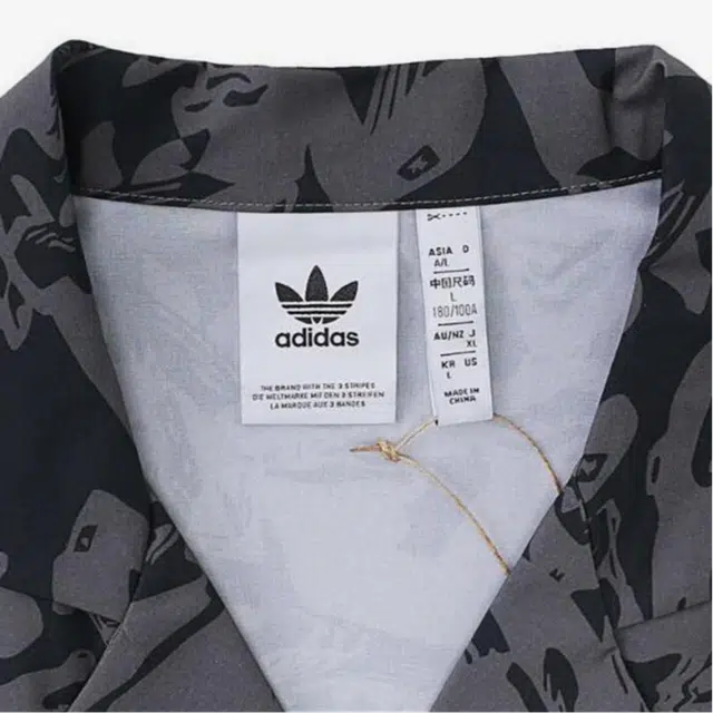 adidas originals Logo