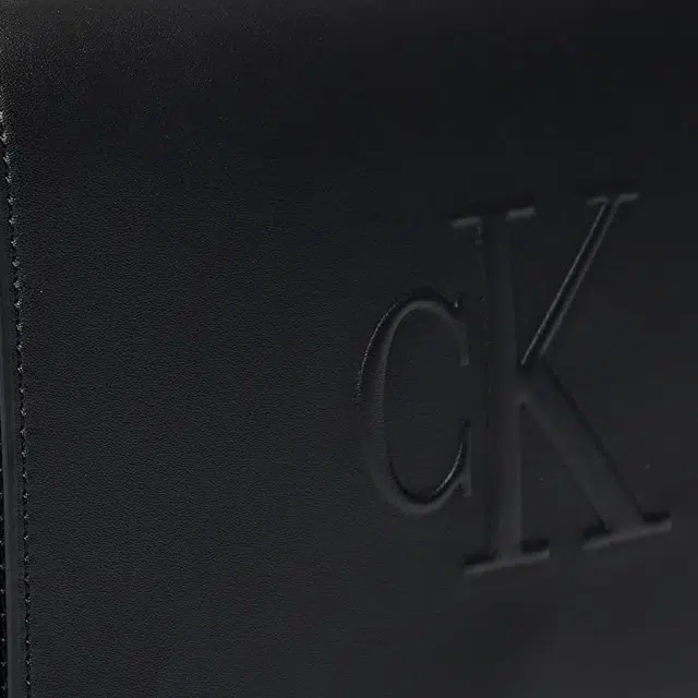 CALVIN KLEIN JEANS PU