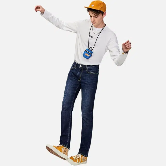 Lee