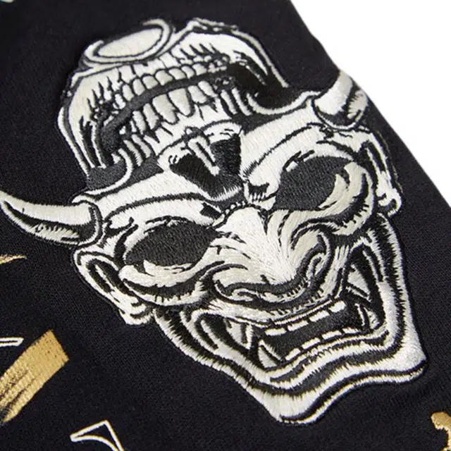 EVISU Logo