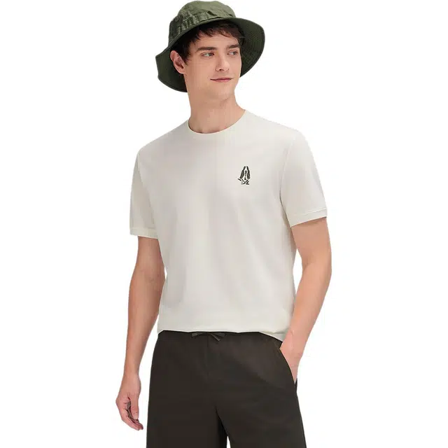 Hush Puppies T